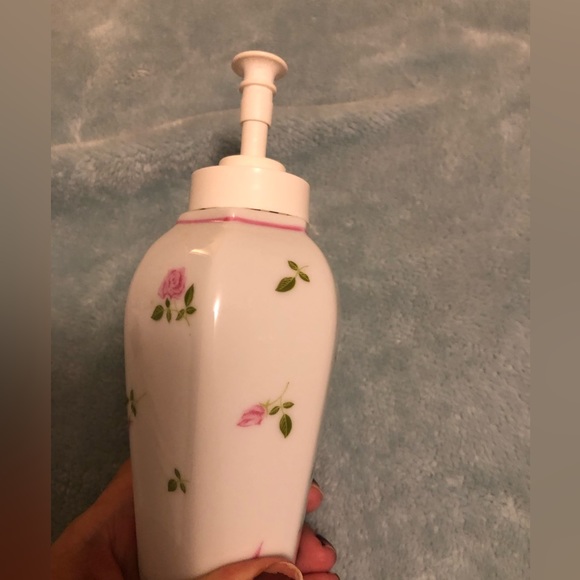 NWT vintage dainty soap pump - Picture 5 of 6